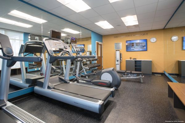 Fairfield Inn & Suites Burlington Fairfield Inn & Suites Burlington